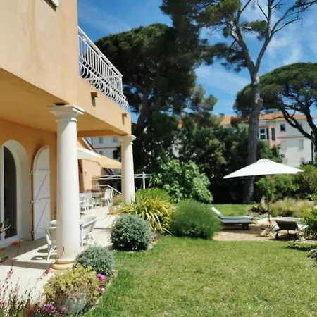 Lou Penequet Villa *